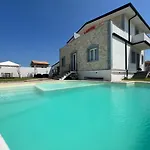 Ranieri Nocleg ze śniadaniem 3*