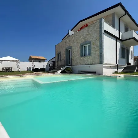 Ranieri Bed & Breakfast 3*